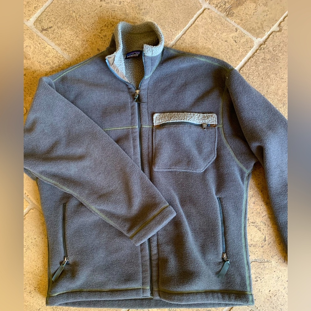 Patagonia Synchilla full zip fleece jacket. Size Large. Grey on grey.